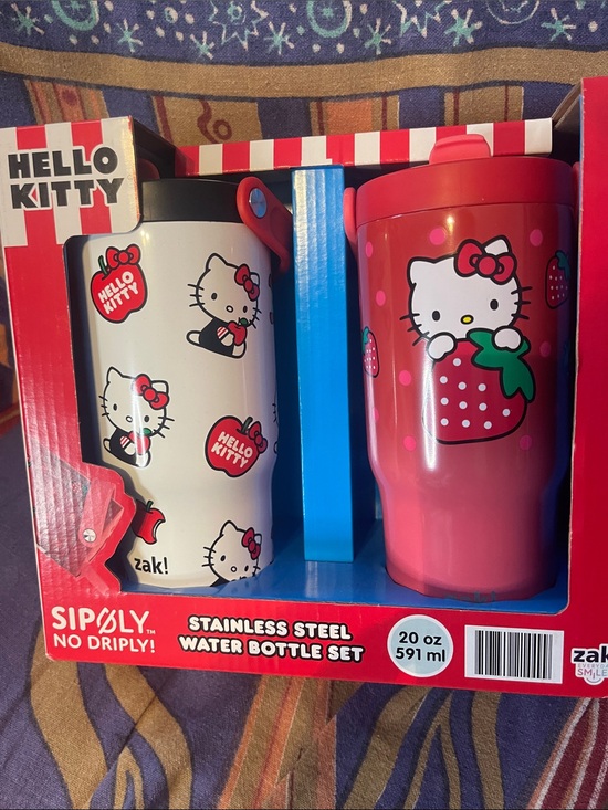Zak! Other - Hello Kitty tumbler see